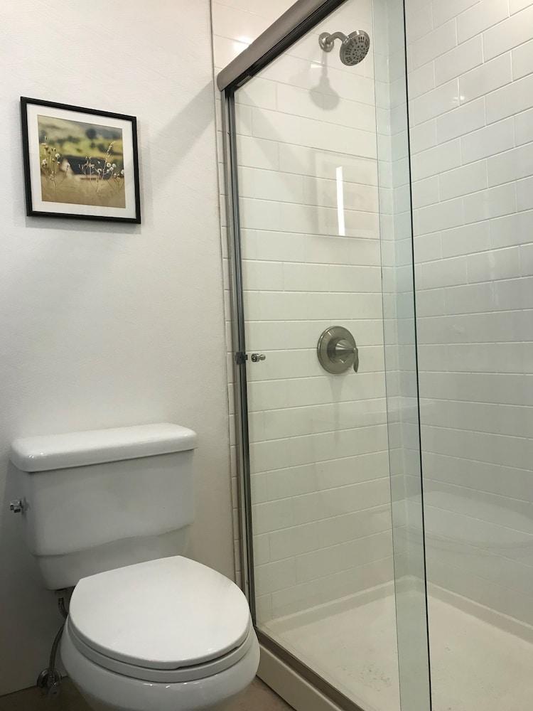 Hilton Garden Downtown 3*